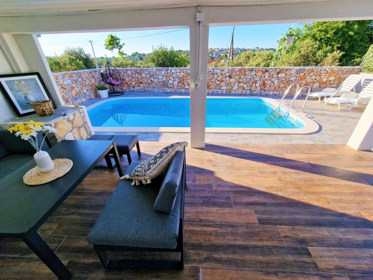 Anas Lagoon Holiday House With Pool At Azure Beach Mali Drvenik Exteriör bild